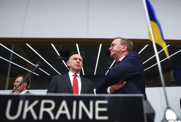 ΝΑΤΟ: Νέα βοήθεια 21 δισεκατομμύρια ευρώ στην Ουκρανία – Τι αποφάσισε η Ομάδα Επαφής