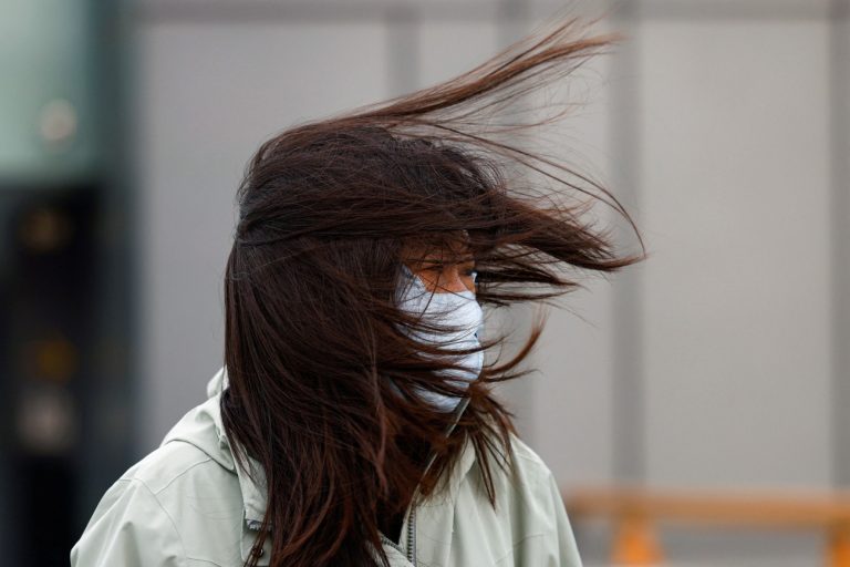 Κίνα: Εκατοντάδες πτήσεις ακυρώθηκαν λόγω των ισχυρών ανέμων