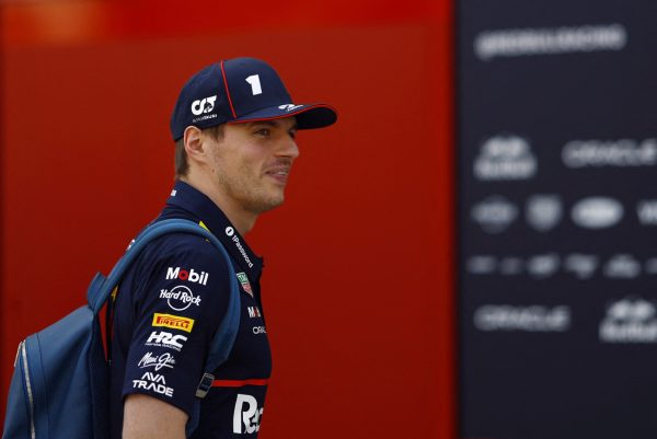 Formula-1: Ο αραβικός «πειρασμός» του Φερστάπεν