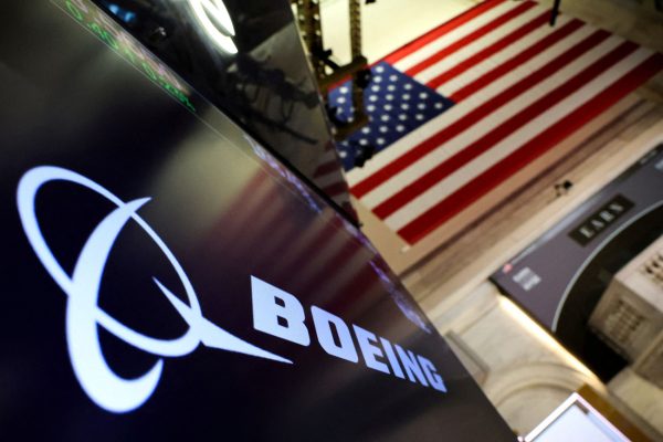 Κινεζικό μποϊκοτάζ στην Boeing – Κλιμακώνεται ο εμπορικός πόλεμος με τις ΗΠΑ