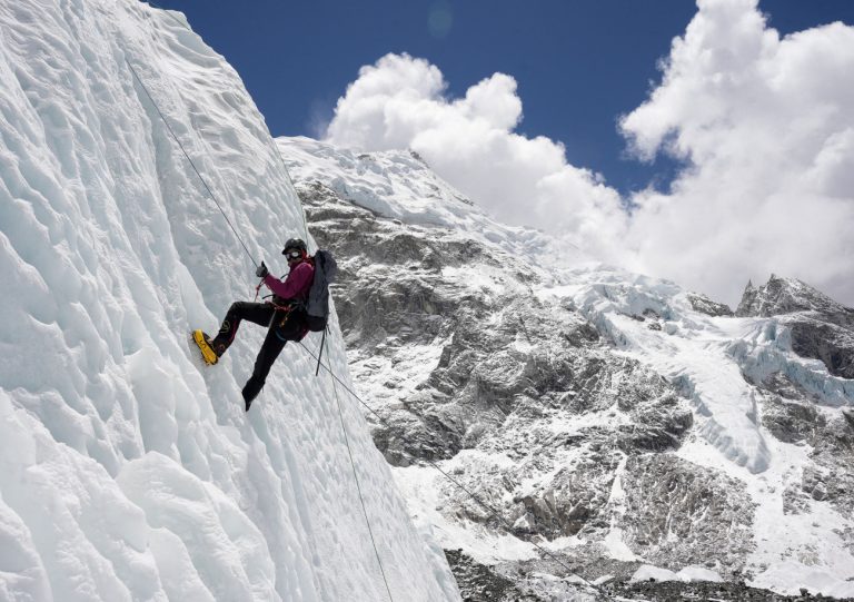 Έβερεστ: Είναι τα drones το μέλλον της υψηλότερης κορυφής;
