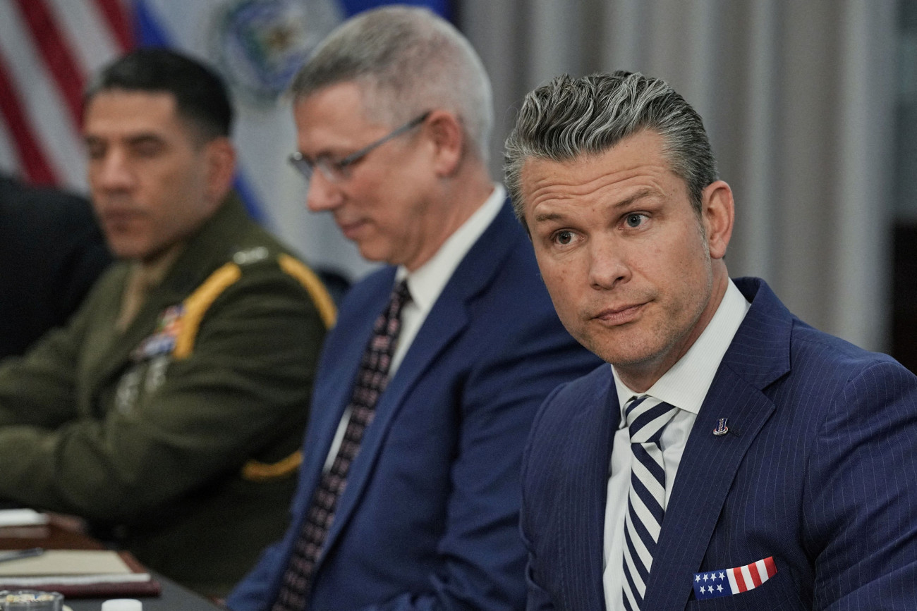 Πιτ Χέγκσεθ: Υπεύθυνος για ένα χάος που δεν έχει προηγούμενο