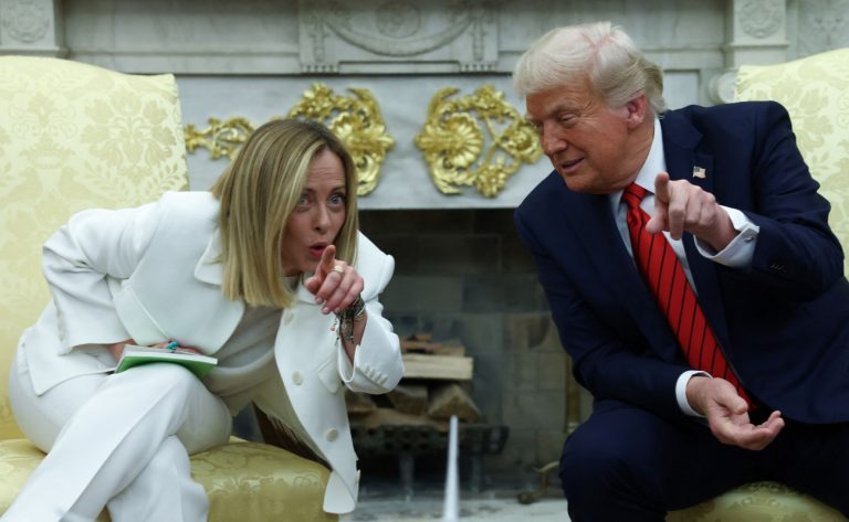 ΗΠΑ: Δέσμευση Τραμπ ενώπιον της Μελόνι για «100% εμπορική συμφωνία» με την ΕΕ