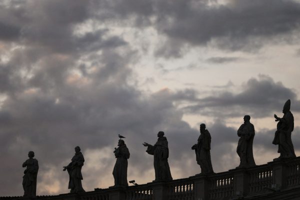 Πάπας Φραγκίσκος: Εγκεφαλικό η αιτία θανάτου του ποντίφικα – Ανακοίνωση από το Βατικανό