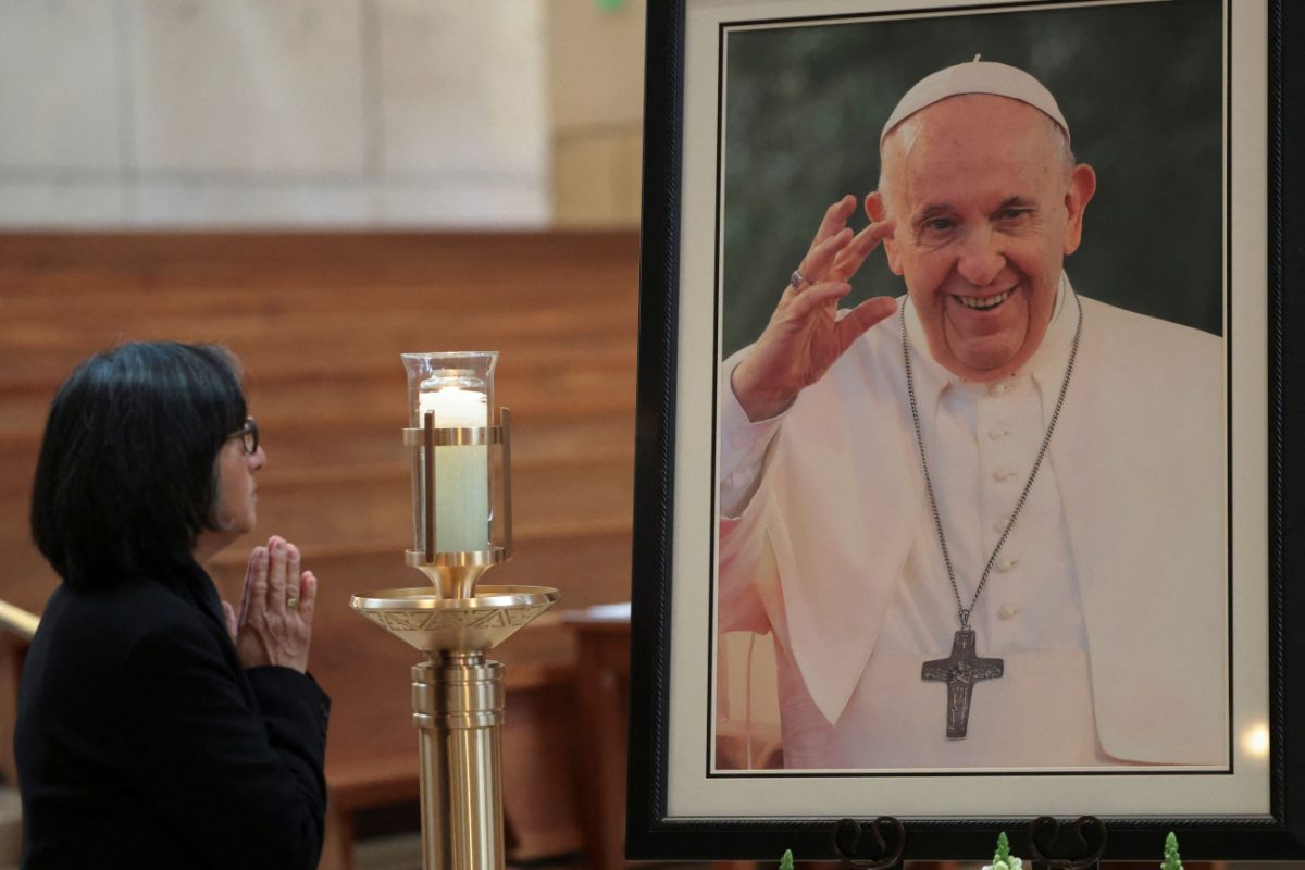 Βατικανό: Το κονκλάβιο των καρδιναλίων και ο λευκός καπνός