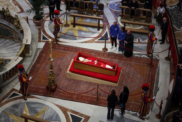 Πάπας Φραγκίσκος: Μια κηδεία με χαρακτηριστικό την ταπεινότητα