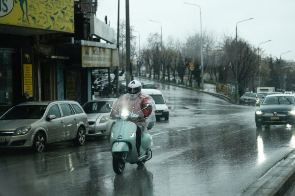 Καιρός: Έρχονται ισχυρές καταιγίδες τις επόμενες ώρες – Οι επικίνδυνες περιοχές