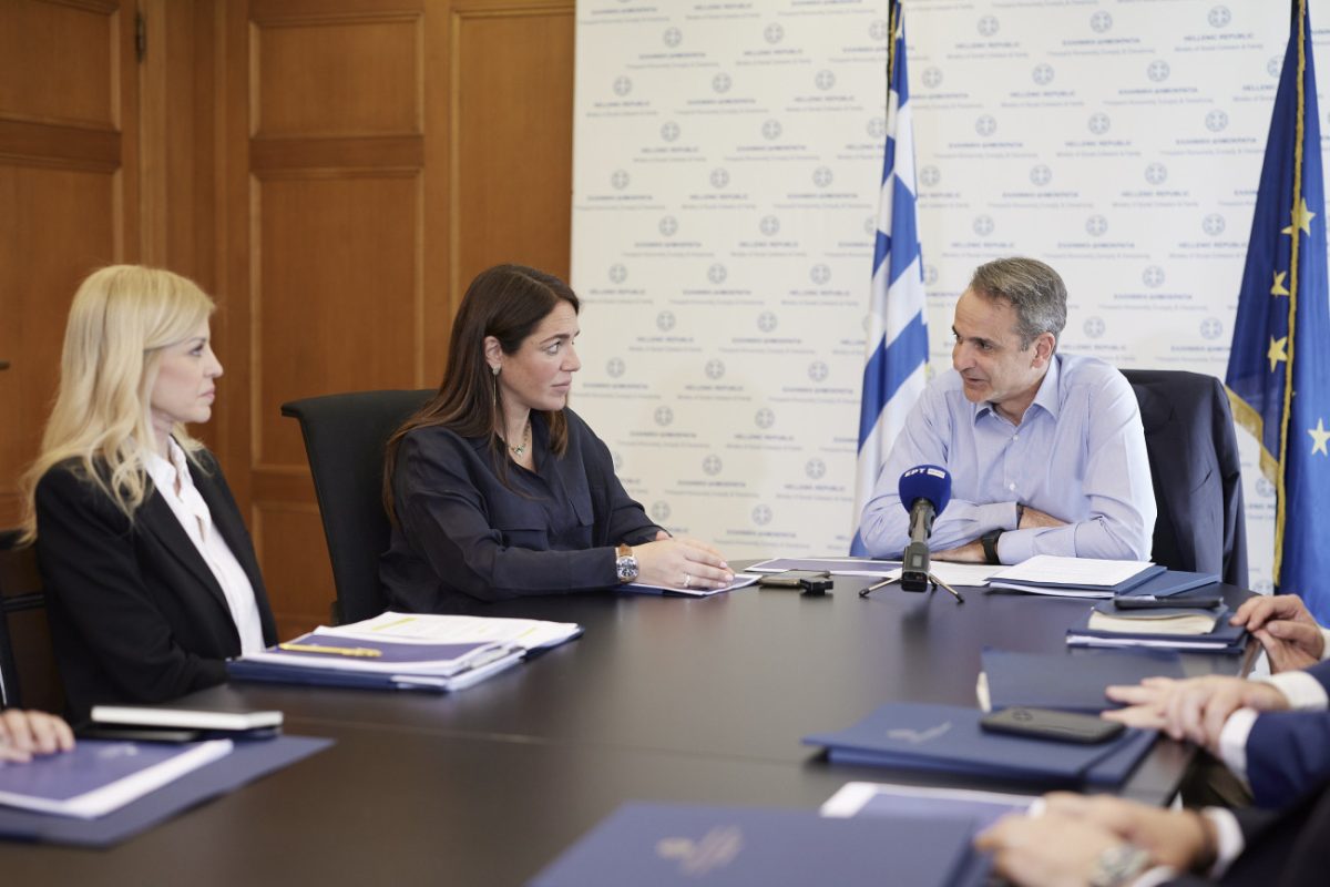 Μητσοτάκης: Καλλιέργεια προσδοκιών για το στεγαστικό με το βλέμμα στις δημοσκοπήσεις