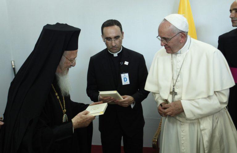 Πατριάρχης Βαρθολομαίος: Προσευχόμεθα να εκλεγεί ένας άξιος διάδοχος του Πάπα Φραγκίσκου