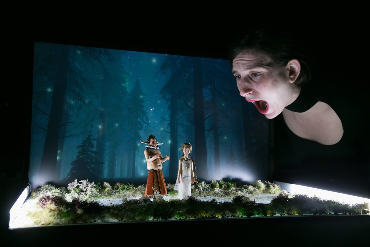 Από το Φεστιβάλ της Αβινιόν ξανά στην Αθήνα – «Η Μικρή μέσα στο Σκοτεινό Δάσος» έρχεται μόνο για 5 παραστάσεις