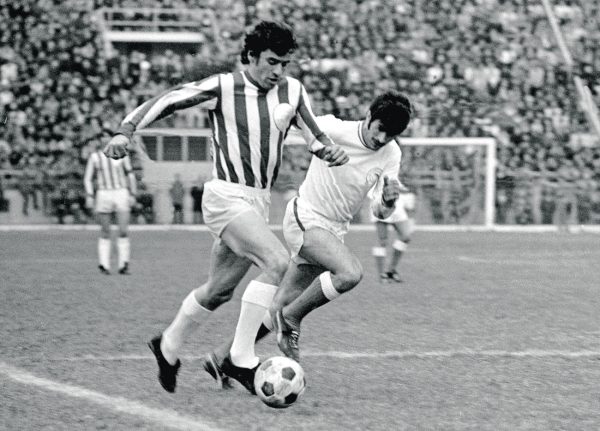 «Εμπαινε Γιούτσο»