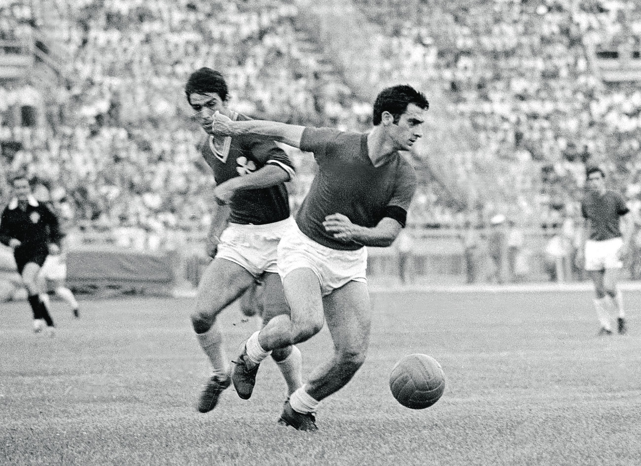 Vasilis Botinos – The ‘Red Torpedo’ 