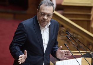 Φάμελλος σε Μητσοτάκη: Φοβηθήκατε να πείτε το όνομα του Τσίπρα – Είμαστε περήφανοι για τη Συμφωνία των Πρεσπών