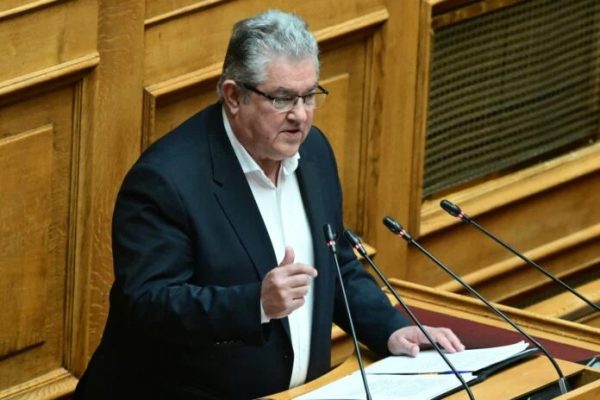 Κουτσούμπας: Είστε στριμωγμένος κ. Μητσοτάκη – Κομμάτι της συνολικής αντιλαϊκής πολιτικής και τα εξοπλιστικά