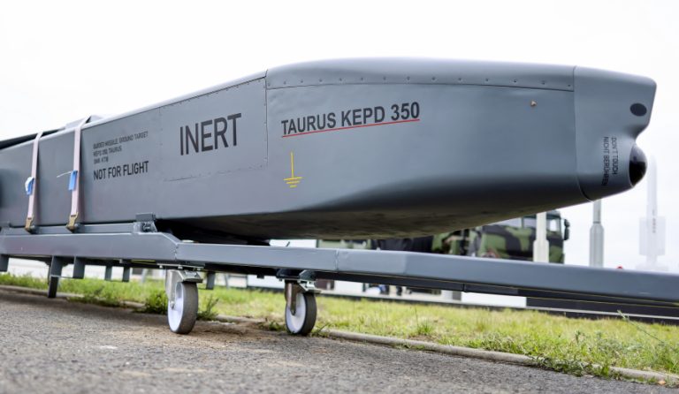 Ρωσία: Αν δεχτούμε επίθεση με πυραύλους Taurus, θα θεωρήσουμε ότι η Γερμανία συμμετέχει άμεσα στον πόλεμο