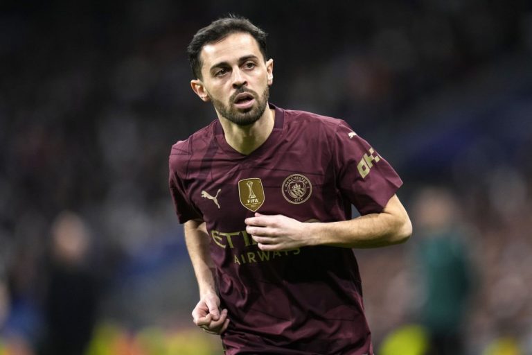 Μάντσεστερ Σίτι: Στην «πόρτα» της εξόδου και ο Μπερνάντο Σίλβα