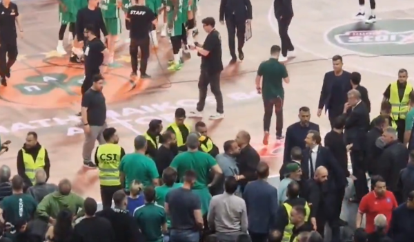 ΟΑΚΑ: Ένταση στο φινάλε με οπαδούς και τον Μπάνκι (vid)