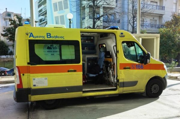 Λάρισα: Η περιπέτεια του 58χρονου που ξεψύχησε σε ασθενοφόρο – Δεν τον δεχόταν το νοσοκομείο