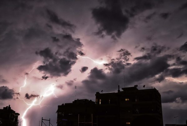 Πάνω από 4.000 κεραυνοί έπεσαν το Σάββατο – Πού έπεσε η περισσότερη βροχή