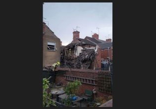 Βρετανία: Έκρηξη φυσικού αερίου – Δρόμος καλύφθηκε από συντρίμμια