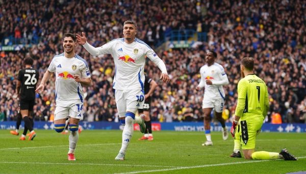 Επιστροφή στην Premier League για Λιντς και Μπέρνλι