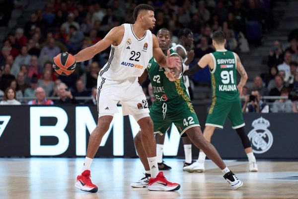 Euroleague: MVP Μαρτίου και Απριλίου ο Ταβάρες (pic)