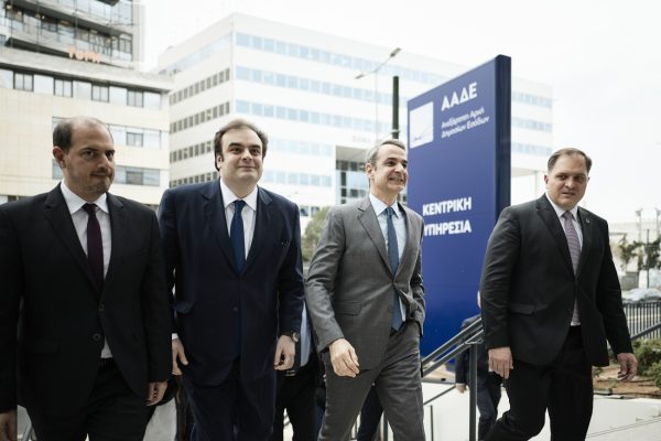 Μητσοτάκης από ΑΑΔΕ: Μπαίνει τάξη στη διαδικασία υποβολής των φορολογικών δηλώσεων