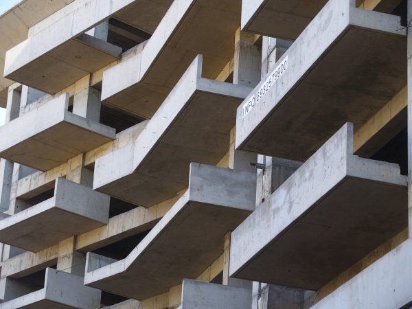 Κύκλωμα αλλοδαπών «ξέπλυνε» 16 εκατ. ευρώ μέσω κατασκευαστικών εταιρειών