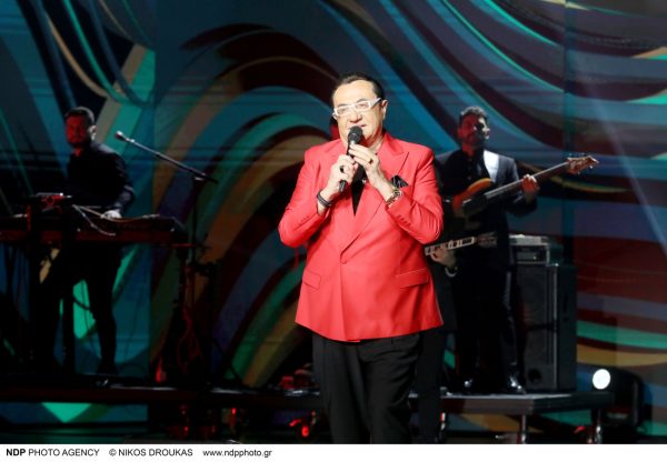 Λευτέρης Πανταζής: «Στα παιδικά μου χρόνια με περιέπαιζαν επειδή δεν ήξερα Ελληνικά»