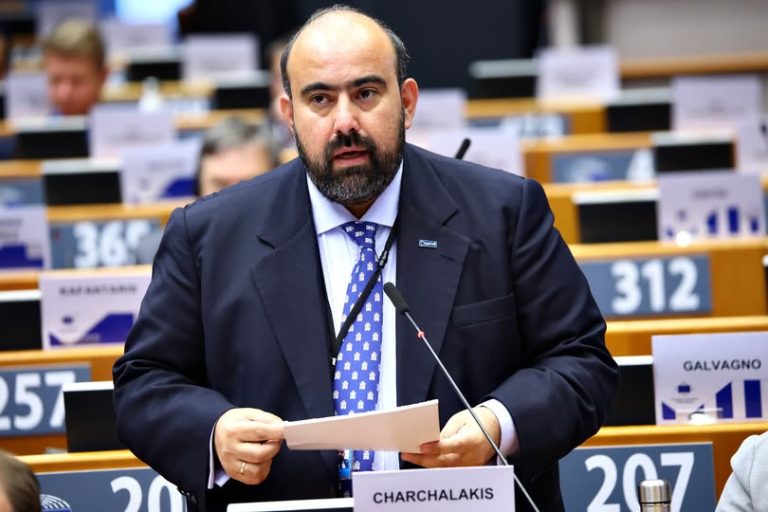 Ισχυρή παρέμβαση του Δημάρχου Κυθήρων και Αντικυθήρων στις Βρυξέλλες