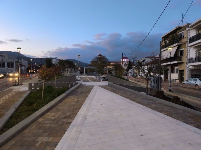 Με στυλ η νέα πλατεία στην Τρίπολη