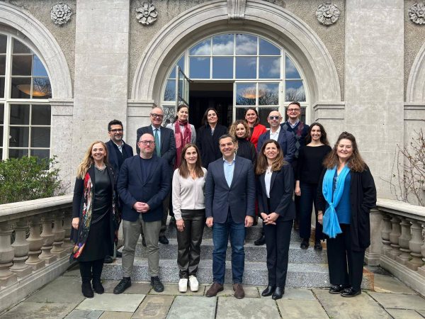 Τσίπρας: Να προτάξουμε τη δική μας προοδευτική πυξίδα απέναντι στις σύγχρονες απειλές, για να χτίσουμε έναν καλύτερο κόσμο