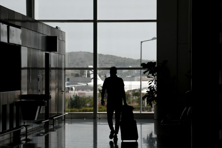 Δεν κόβουν το ταξίδι στην Ελλάδα οι Αμερικανοί