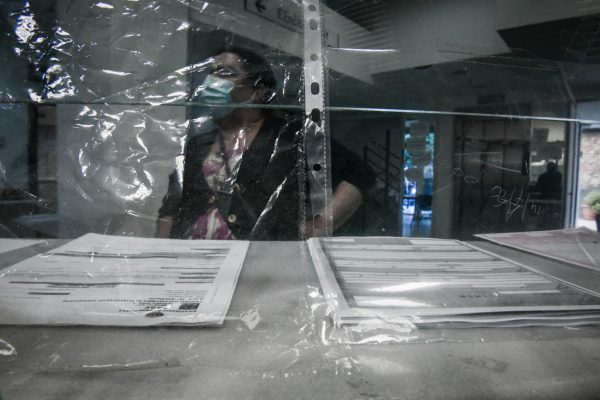 Τέλος χρόνου για 1,5 εκατ. μισθωτούς και συνταξιούχους