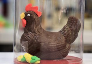 Σήμερα ξεκινάει το Καλάθι του Πάσχα – Τι θα περιλαμβάνει