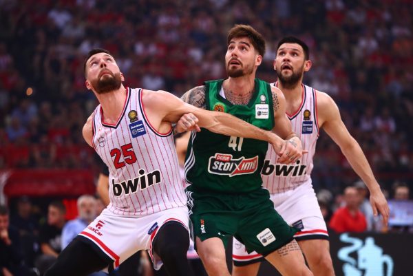 Αδιανόητο αυτό που συμβαίνει με Ολυμπιακό και Παναθηναϊκό: Μόλις 3 από τους 34 έχουν το απόλυτο στη Euroleague (vids)