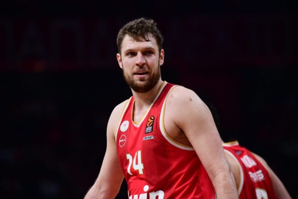 Στο Βερολίνο για να επιστρέψει στις νίκες ο Ολυμπιακός