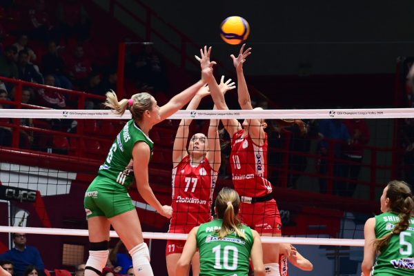 Πρόωρος τελικός στη Volley League γυναικών: Η πρώτη μαχη Ολυμπιακού – Παναθηναϊκού στα play-off