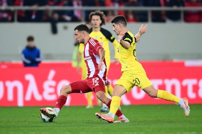 Οι αθλητικές μεταδόσεις της ημέρας (13/4): Πού θα δείτε τα ντέρμπι Παναθηναϊκός – ΠΑΟΚ και Ολυμπιακός – ΑΕΚ