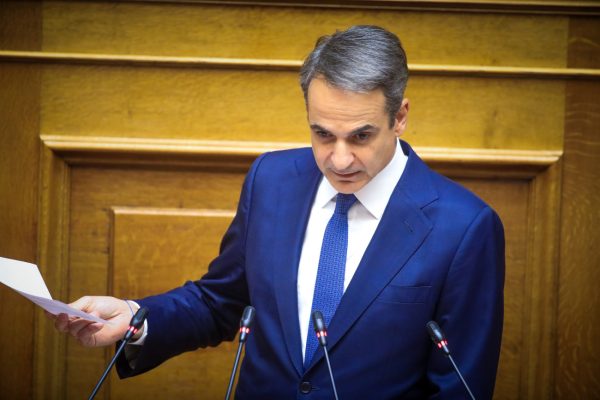 Για νέο εξωδικαστικό μηχανισμό με το βλέμμα στη μεσαία τάξη μιλά ο Μητσοτάκης