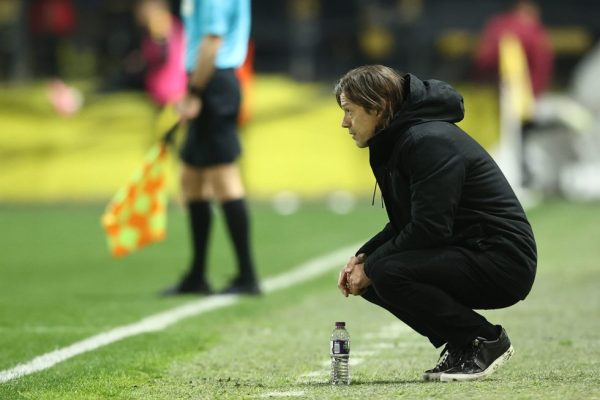 Ο Αλμέιδα συζήτησε με τους παίκτες της ΑΕΚ πάνω από 1,5 ώρα για την κακή εικόνα της ομάδας