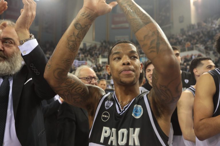 Ρέινολντς: «Όλα θα κριθούν από εμάς – Πρέπει να ανταποκριθούμε στις απαιτήσεις της αναμέτρησης»