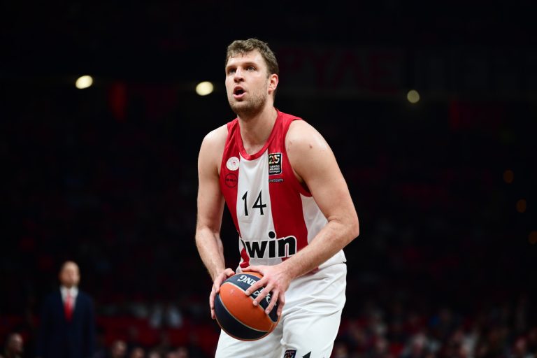 LIVE: Άλμπα Βερολίνου – Ολυμπιακός