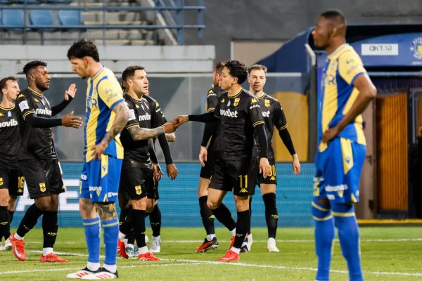 Αθλητικές μεταδόσεις: Πού θα δείτε τα ματς της Superleague, Ολυμπιακός-Πανιώνιος από το Mega Play