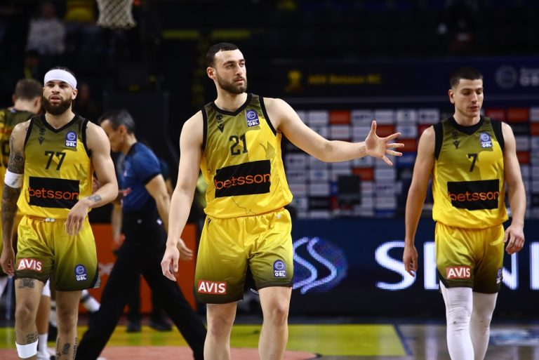 LIVE: ΑΕΚ – Ναντέρ