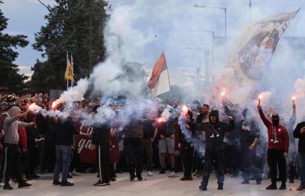 Πήρε «φωτιά» η Λάρισα για την άνοδο της ΑΕΛ στη Stoiximan Super League (pics+vids)