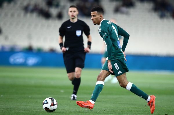 «Στο στόχαστρο ομάδων της Σαουδικής Αραβίας ο Ουναχί»