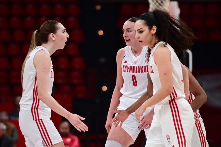 Στον Βύρωνα για την κατάκτηση του νταμπλ ο Ολυμπιακός