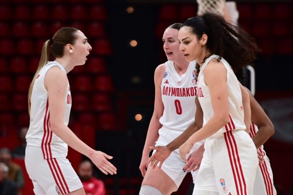 Ολυμπιακός – Αθηναϊκός 85-62: «Κόκκινο» πάρτι και ένα βήμα από την κούπα