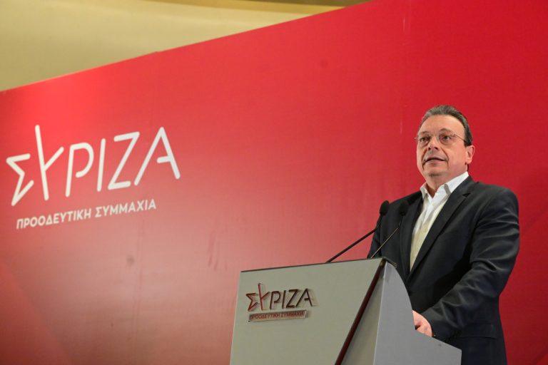 Φάμελλος: Ο Μητσοτάκης κλέβει από τις τσέπες όλων μας και το παρουσιάζει σαν θρίαμβο